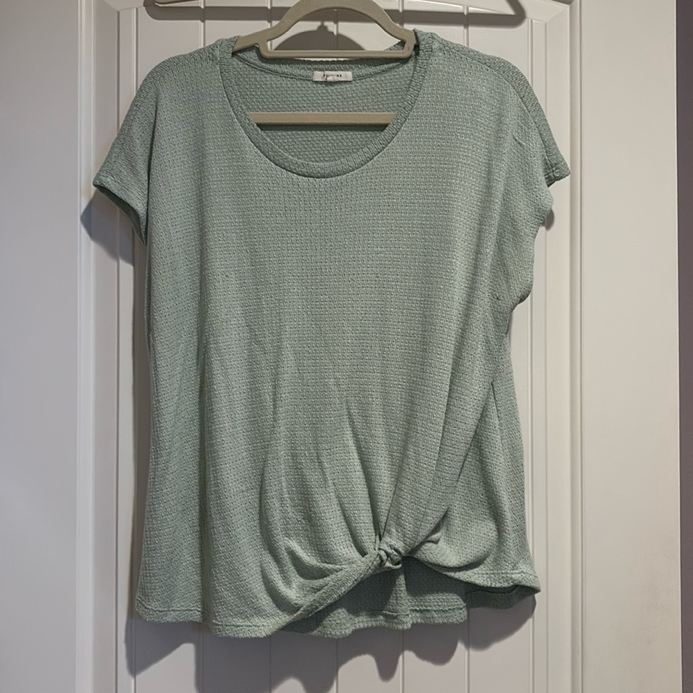 Pleione | Shirt